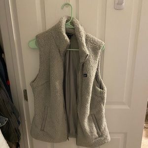 Patagonia Women’s Los Gatos Fuzzy Vest